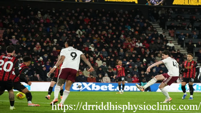 Declan Rice Panen Sanjungan